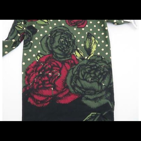 Beautiful RETIRED Lularoe Debbie - Picture 4 of 5